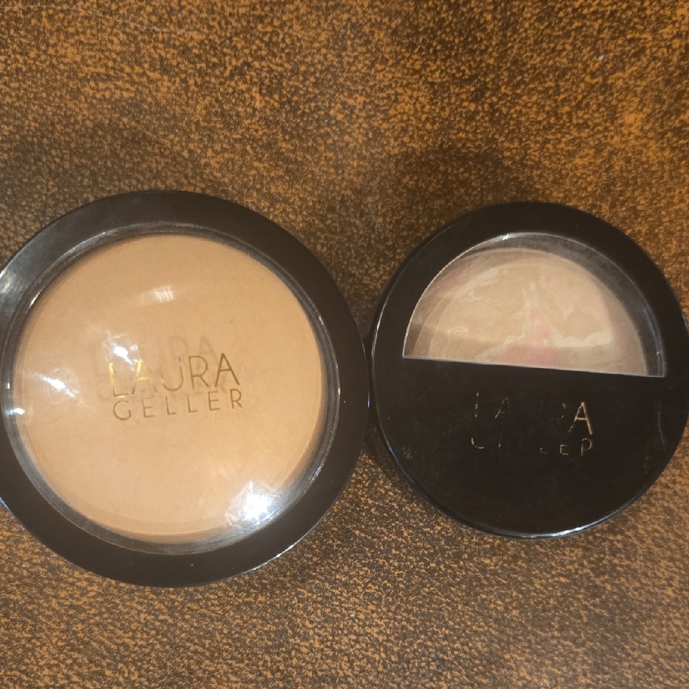 Laura Geller Setting Powder Duo in Beige and Cream